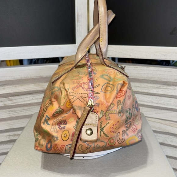 Dooney & Bourke Graffiti Duffle Bag, Peach, 🍑, EUC, NCO, 15x7 - Picture 3 of 9